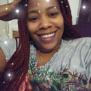 Meet your Posher, Tinesha